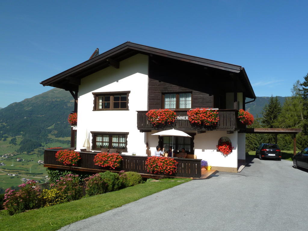 Haus Auer Apartment Jerzens Phòng bức ảnh
